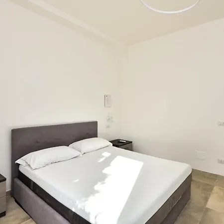 Damavi Suite 3 Torre dell'Orso Exterior foto