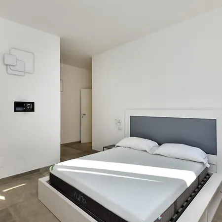 Damavi Suite 3 Torre dell'Orso Exterior foto